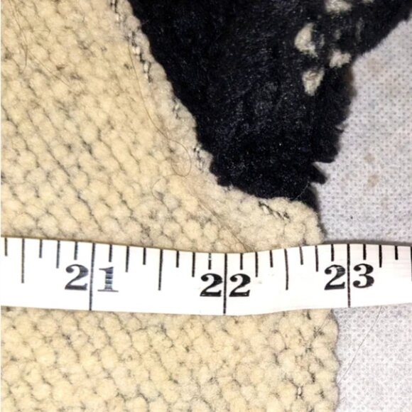 Izod Quarter Zip Mock Neck Pullover Black and Cream Snowflake Sweater - Picture 6 of 8